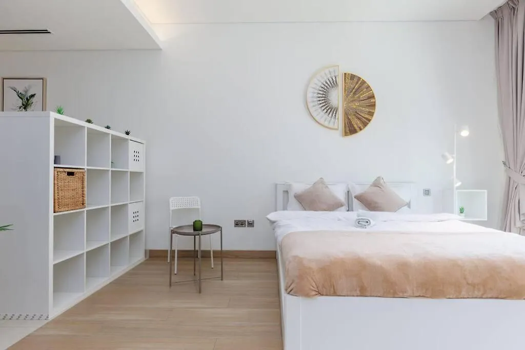 Daire Spacious Minimalistic Studio Dubai Birleşik Arap Emirlikleri
